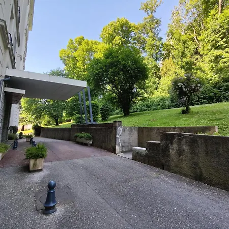 アパート Grand Studio 38m2 Dans Ancien Palace Avec Piscine Et Place De Parking Privee *
